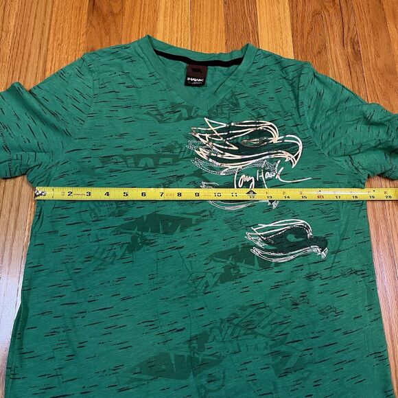 Tony Hawk Green V-Neck T-Shirt with Cool Y2K Style Graphic Small Size Youth XL - Picture 5 of 5